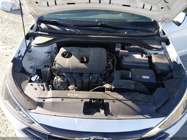 2019 HYUNDAI ELANTRA SE 10