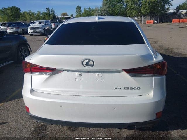 2017 LEXUS IS 300 16