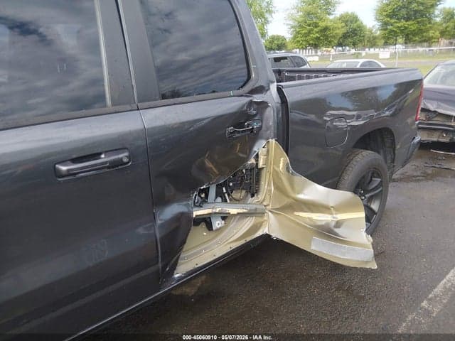 2020 RAM 1500 BIG HORN 4X4 6'4 BOX 6