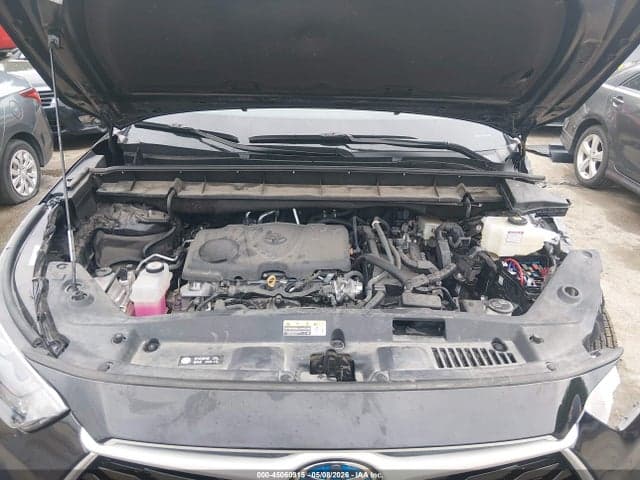 2023 TOYOTA HIGHLANDER HYBRID LE 10