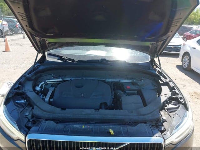 2019 VOLVO XC60 T5 MOMENTUM 10