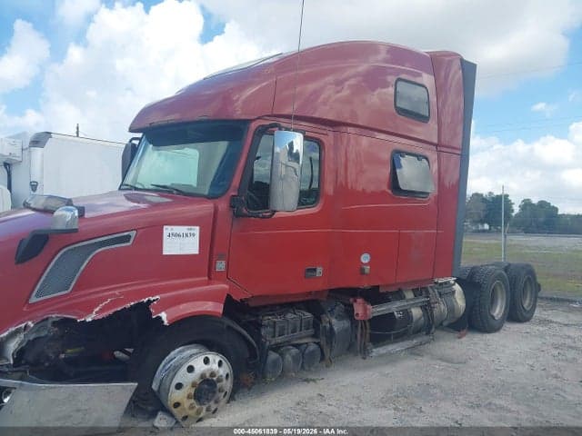 2017 VOLVO VNL 16
