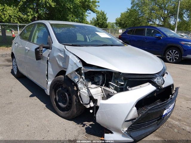 2017 TOYOTA COROLLA LE 1