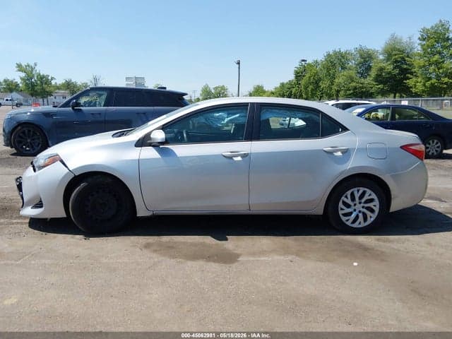 2017 TOYOTA COROLLA LE 14