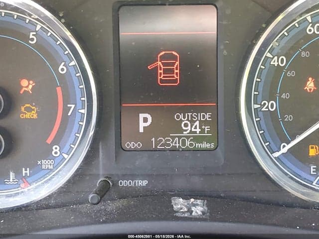 2017 TOYOTA COROLLA LE 15