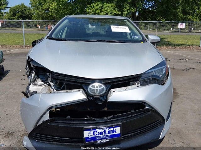 2017 TOYOTA COROLLA LE 6