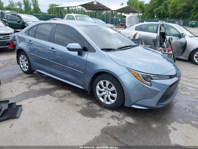 2024 TOYOTA COROLLA LE 1