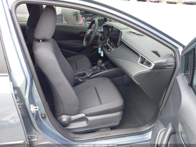 2024 TOYOTA COROLLA LE 5