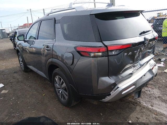 2025 NISSAN PATHFINDER SL FWD 3