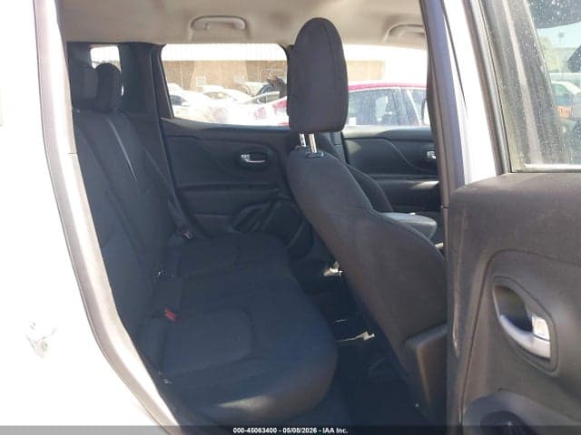 2023 JEEP RENEGADE LATITUDE 4X4 8