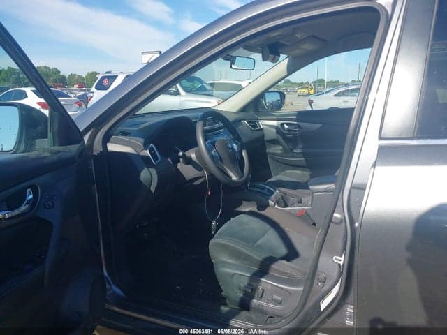 2016 NISSAN ROGUE SV 18