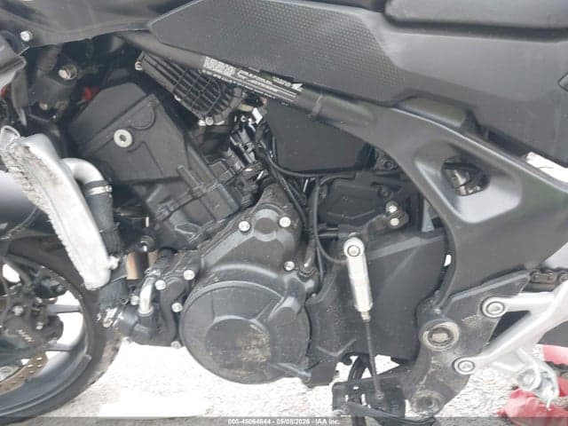 2025 HONDA CB750 A 9