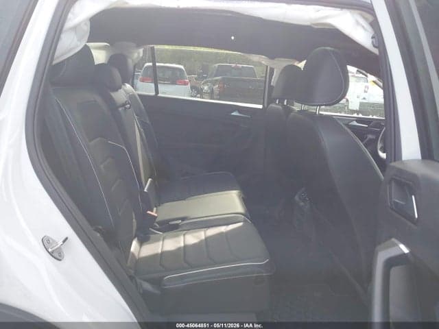 2024 VOLKSWAGEN TIGUAN 2.0T SEL R-LINE 8