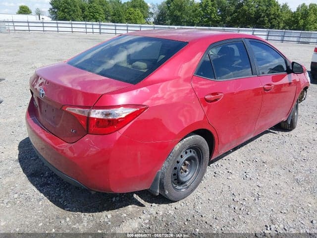 2018 TOYOTA COROLLA LE 4