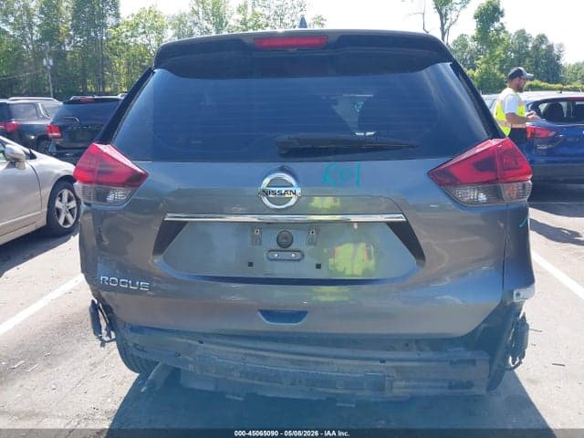 2018 NISSAN ROGUE S 17