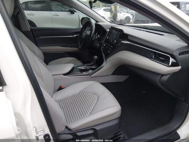 2022 TOYOTA CAMRY SE 5