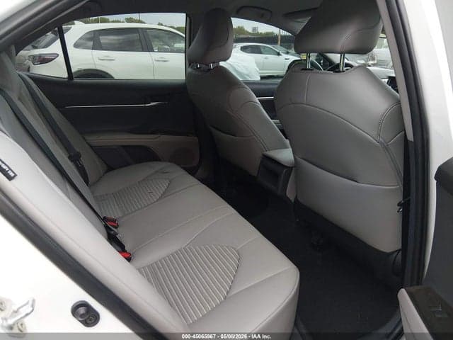 2022 TOYOTA CAMRY SE 8