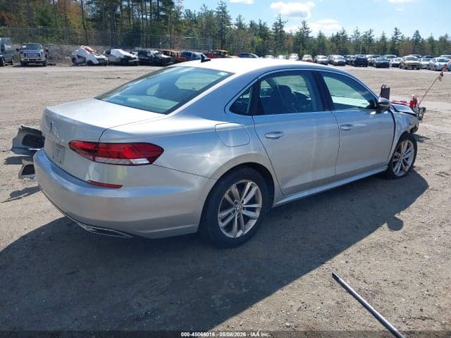 2020 VOLKSWAGEN PASSAT 2.0T SE 4
