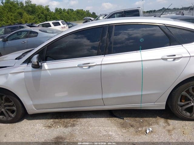2018 FORD FUSION SE 13