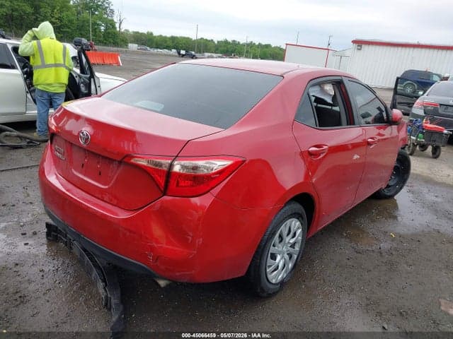 2017 TOYOTA COROLLA LE 4