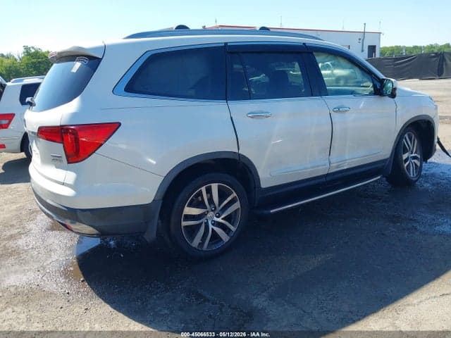 2017 HONDA PILOT TOURING 4