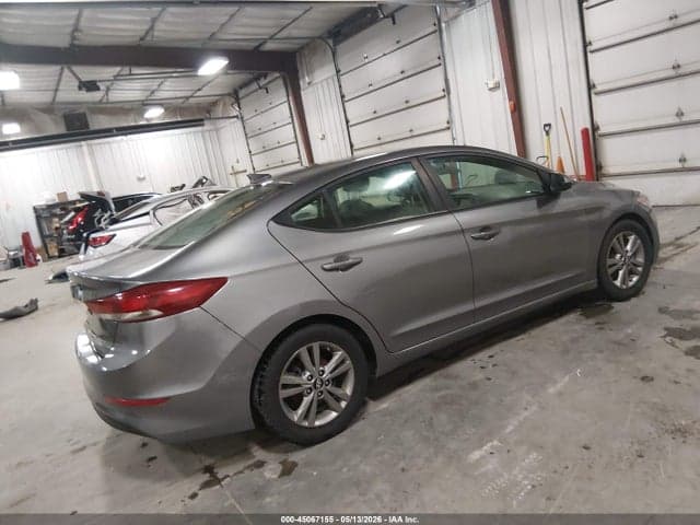 2018 HYUNDAI ELANTRA SEL 4
