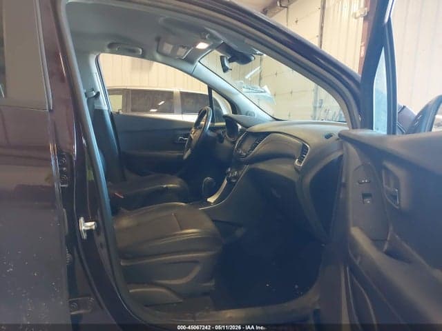2022 CHEVROLET TRAX AWD LT 5