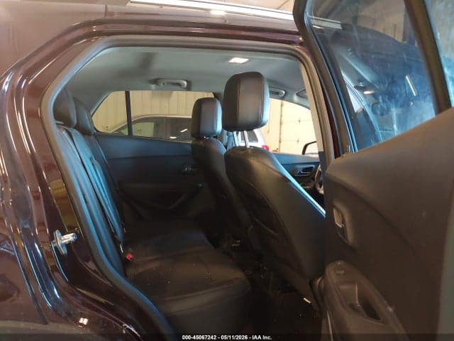 2022 CHEVROLET TRAX AWD LT 8