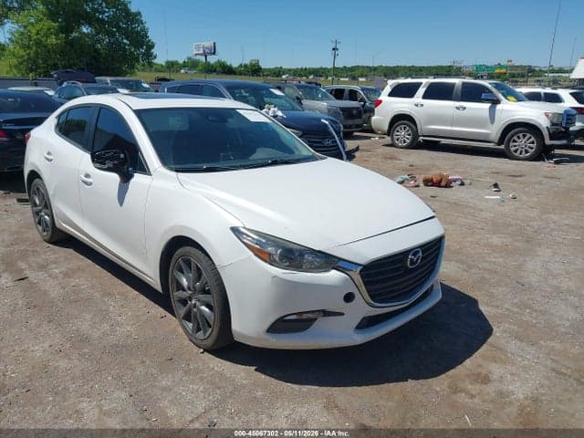 2018 MAZDA MAZDA3 TOURING 1