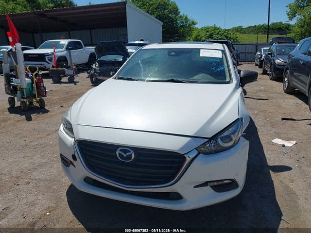 2018 MAZDA MAZDA3 TOURING 11