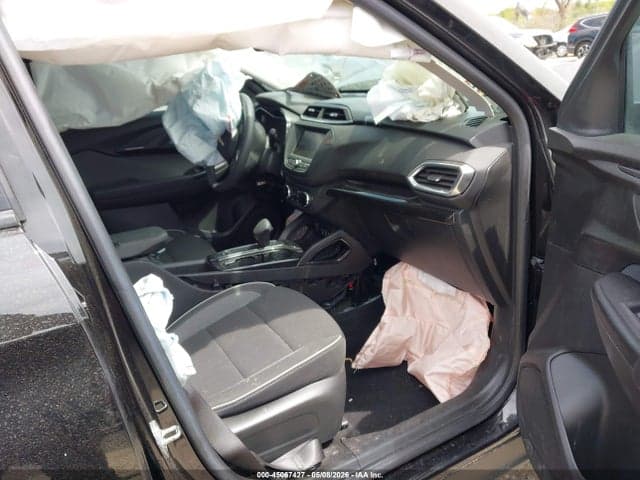2023 CHEVROLET TRAILBLAZER FWD LT 5