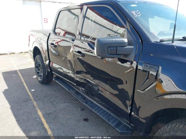 2024 FORD F-150 XLT 17