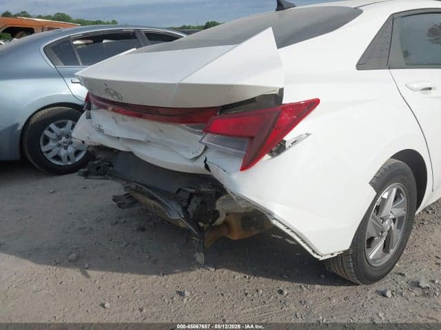2024 HYUNDAI ELANTRA SE 6
