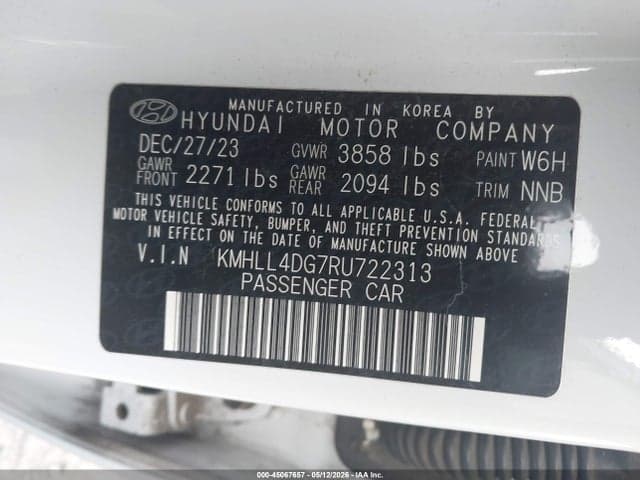 2024 HYUNDAI ELANTRA SE 9