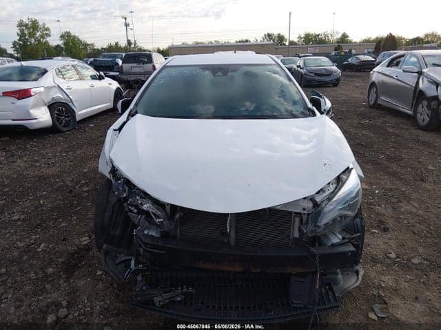 2017 TOYOTA COROLLA SE 12