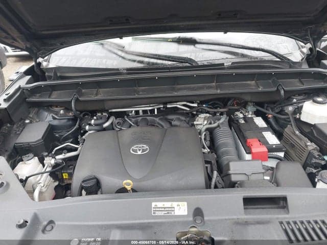 2022 TOYOTA HIGHLANDER XLE 10
