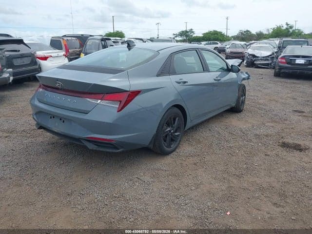2021 HYUNDAI ELANTRA SEL 4