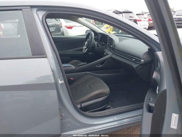 2021 HYUNDAI ELANTRA SEL 5