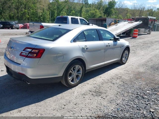 2017 FORD TAURUS SE 4