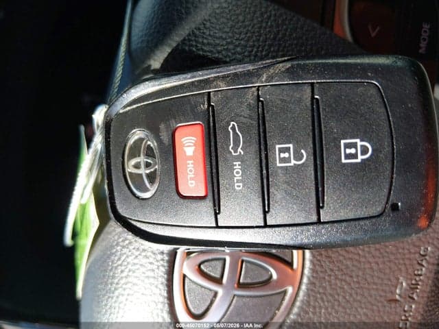 2025 TOYOTA CAMRY XSE 11