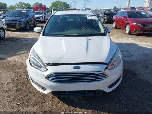 2017 FORD FOCUS SE 12