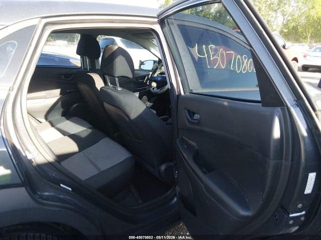 2019 HYUNDAI KONA SE 8