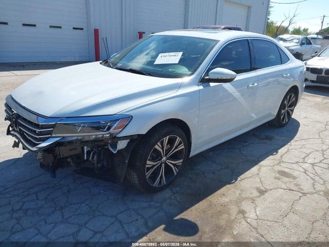 2022 VOLKSWAGEN PASSAT 2.0T SE 2