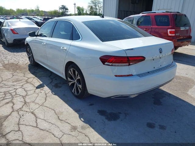 2022 VOLKSWAGEN PASSAT 2.0T SE 3