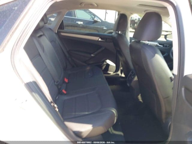 2022 VOLKSWAGEN PASSAT 2.0T SE 8