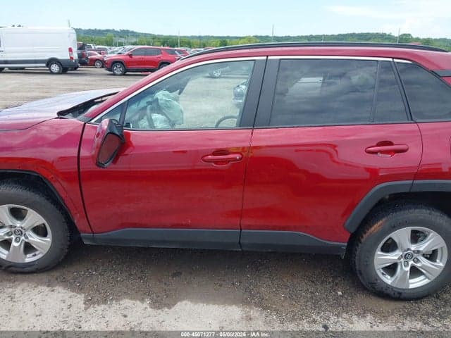 2020 TOYOTA RAV4 XLE 15