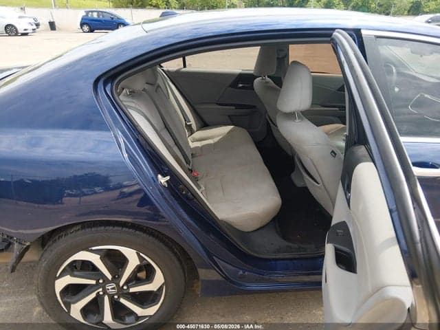 2017 HONDA ACCORD EX 8