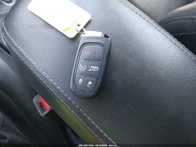 2019 JEEP CHEROKEE LIMITED 4X4 11
