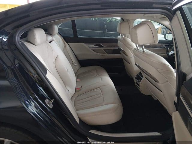 2020 BMW 740I 8