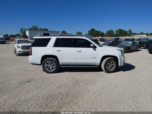 2017 GMC YUKON SLT 13